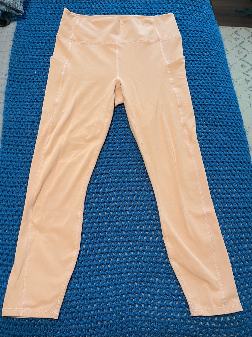Fabletics Peach 7/8 Length Leggings - PureLuxe
